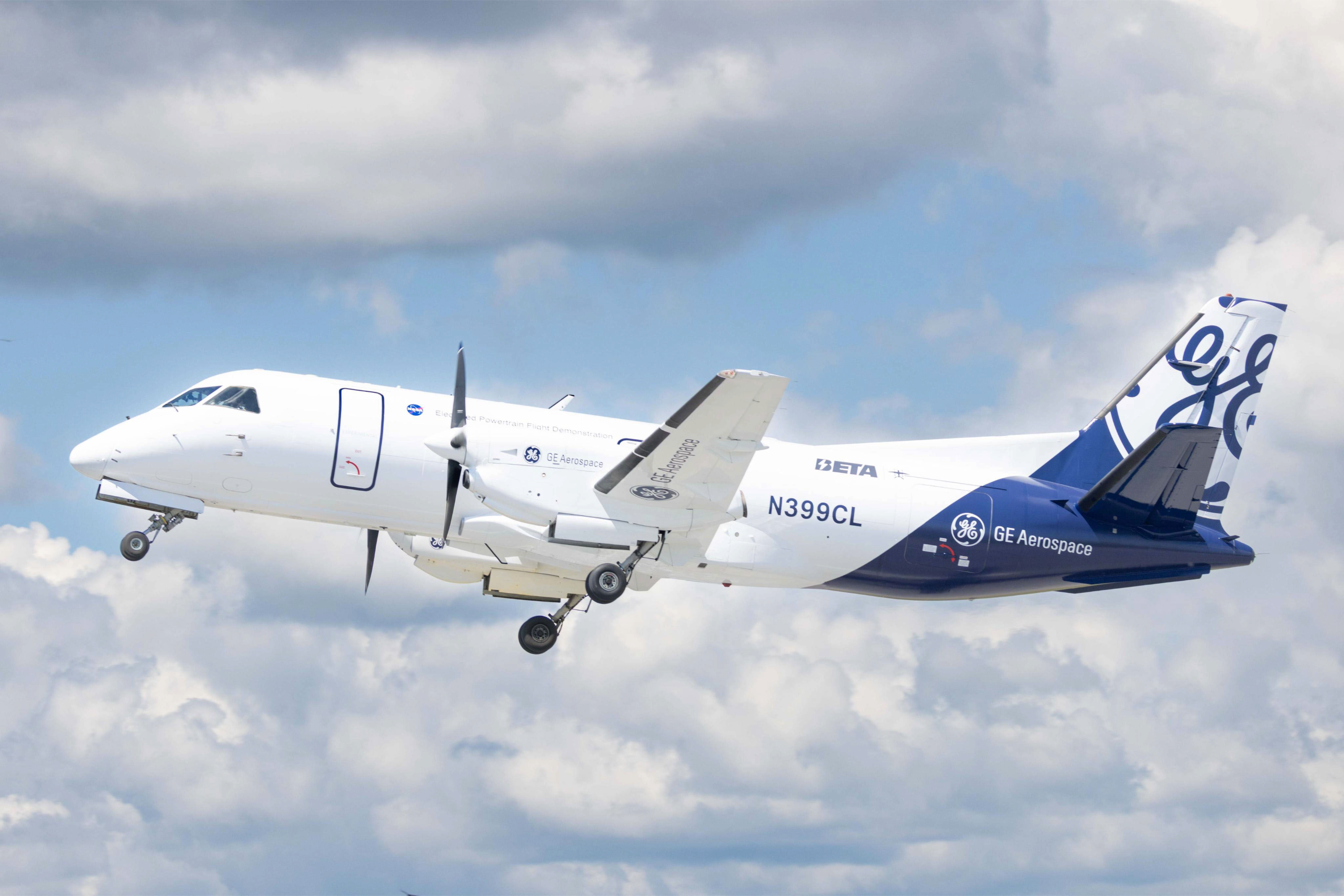 Hybrid Electric Plane at the Farnborough Air Show